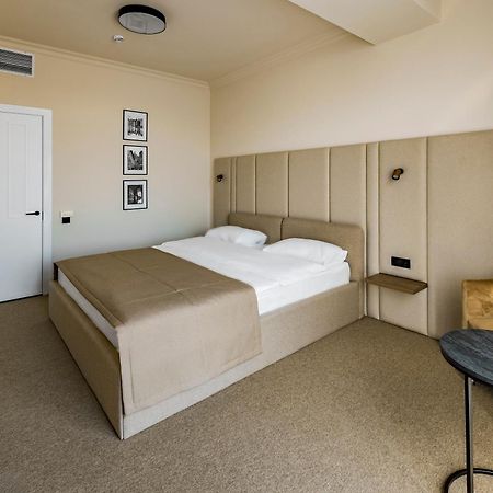 Regency Hotel Chişinǎu Buitenkant foto