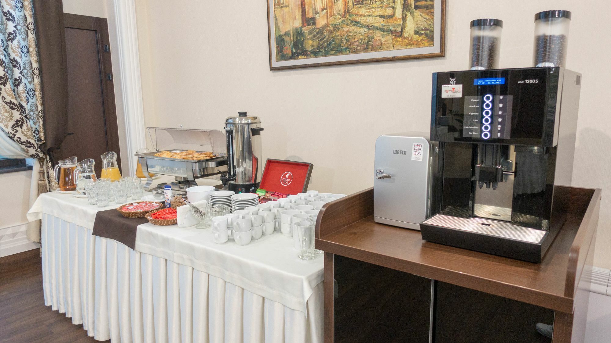 Regency Hotel Chişinǎu Buitenkant foto